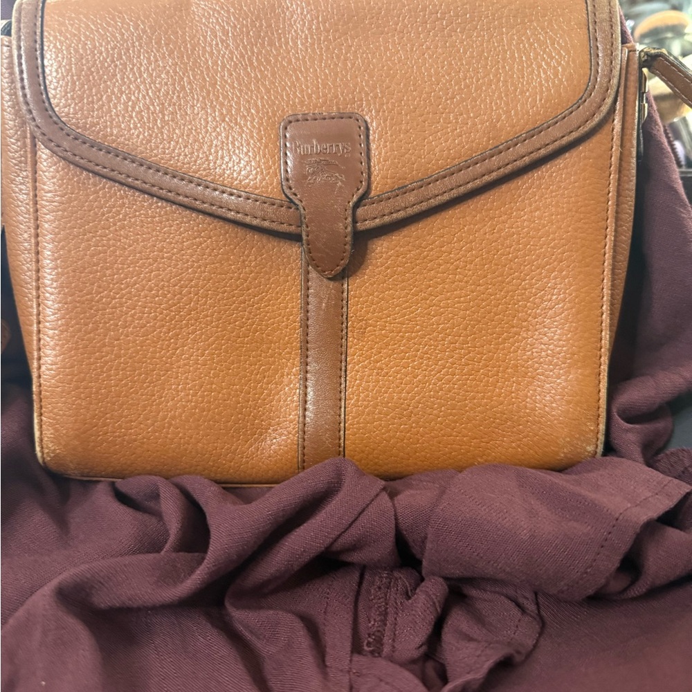 Vintage BurberryTan Leather Crossbody Bag - Picture 1 of 10